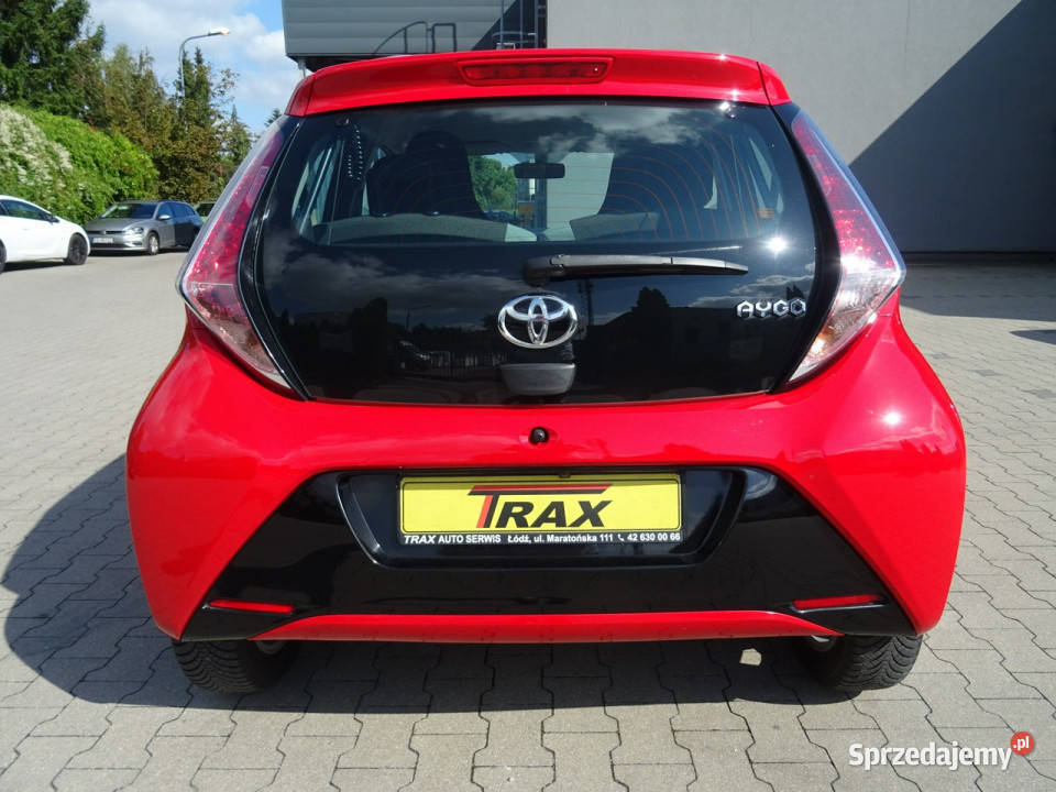 Toyota Aygo Niezawodny i ekonomiczny samochód z łódzkie Łódź