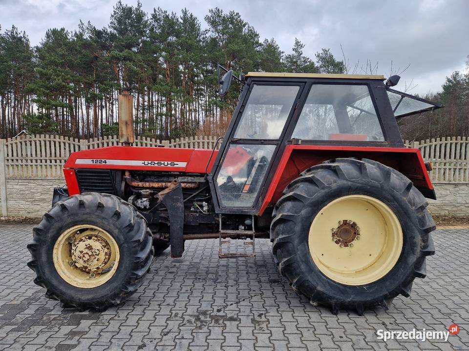 Wróć Strona głównaRolnictwoCiągnikiCiągniki sprzedam