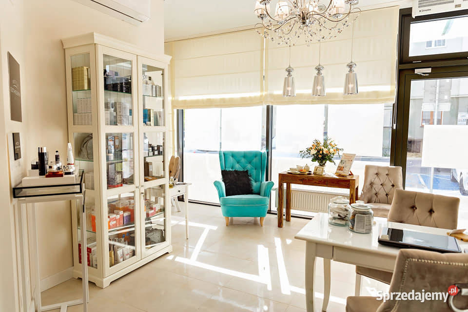 Wynajmę stanowisko do manicure i pedicure Kielce