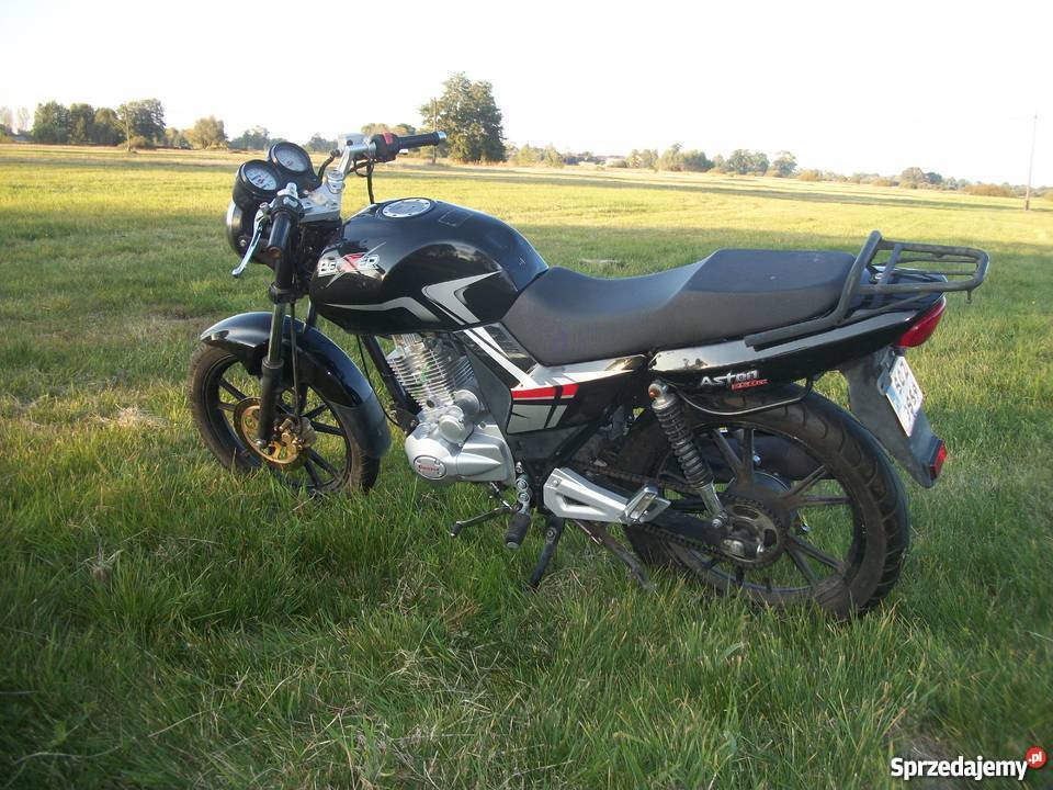 Benzer Aston 250 ccm zarejestr 50 dużo nowych czarny Benzer Sulejów