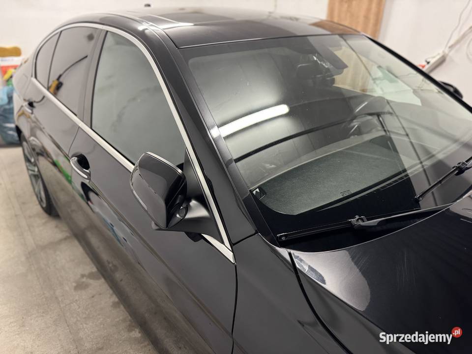 BMW Seria 5 528i automat 4x4 20L 245 czarne Wałbrzych sprzedam