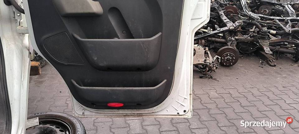 DRZWI PRAWE PRZÓD RENAULT MASTER III osobowe sprzedam
