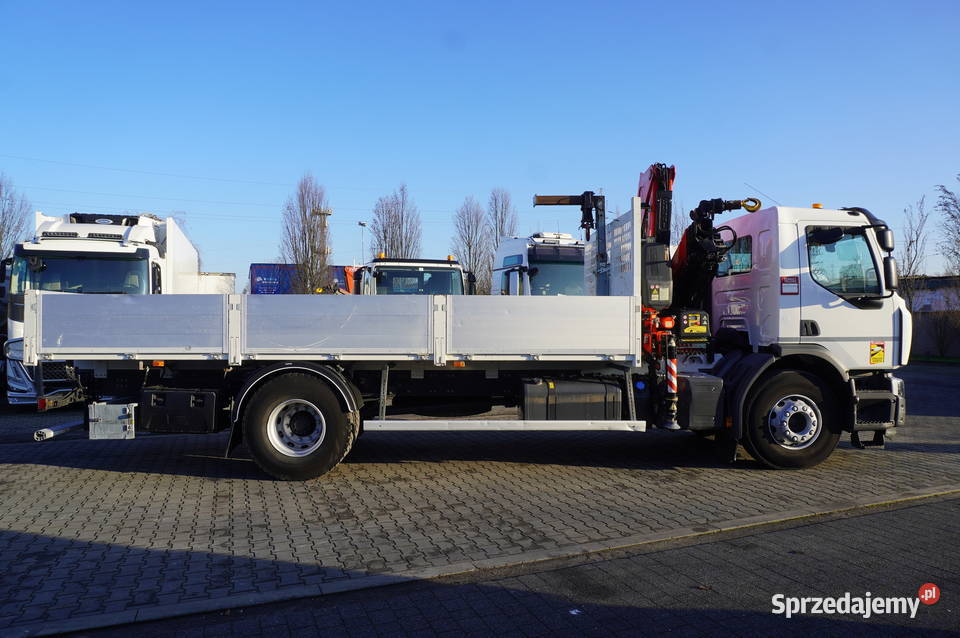 Renault C320 P 4x2 HDS Fassi 6 t 140 MTH Zasięg Dźwigi samochodowe
