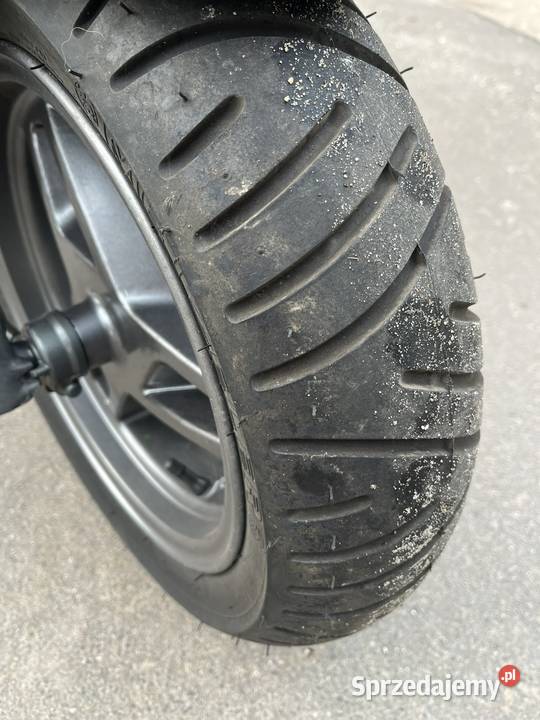 Skuter na papiery SYM JET 50 uszkodzony SYM Szpetal Górny
