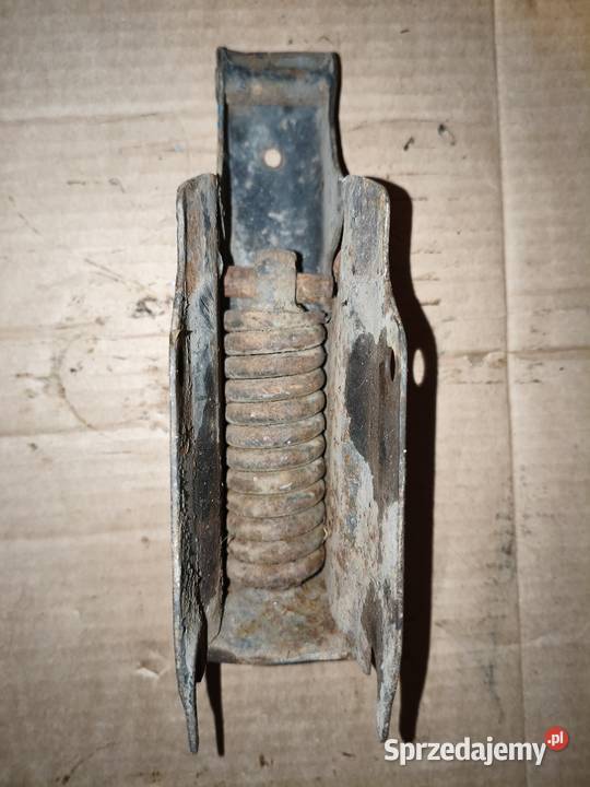 Podstawa siedzenia przedniego że sprężyną IŻ49 Leszno sprzedam