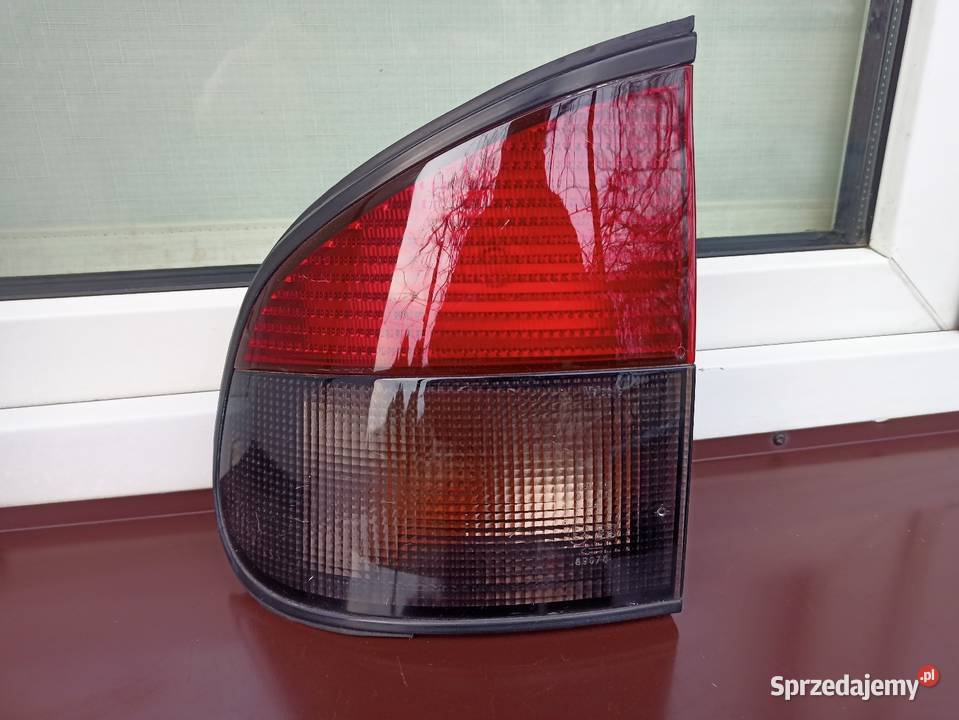 Renault Safrane lampa tył tylna lewa w błotnik Części samochodowe