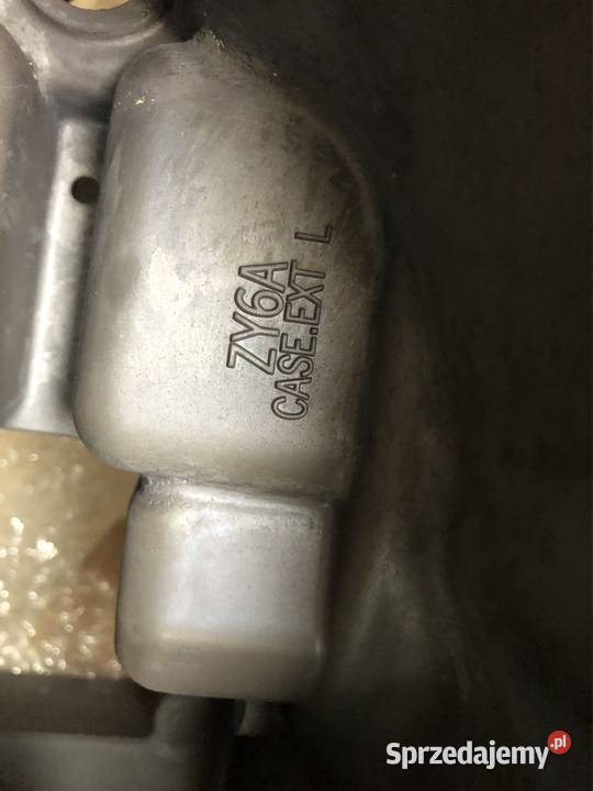 Honda 40201ZY6611 obudowa kolumny silnika Piła