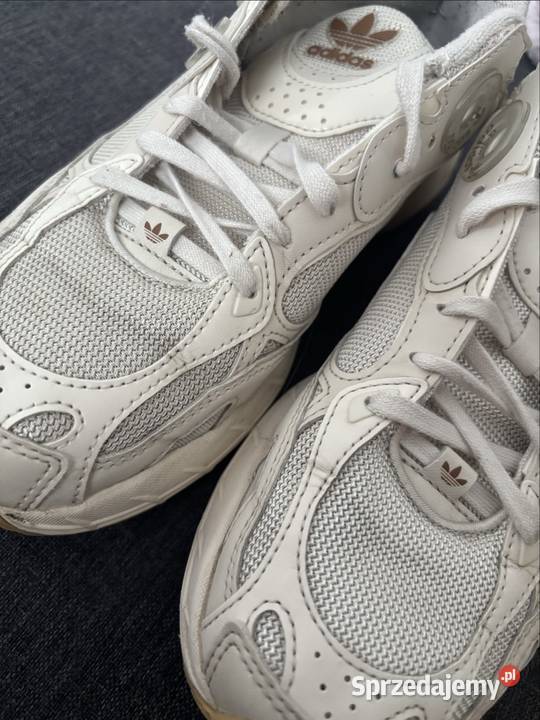 Adidas Astir 395 Obuwie sportowe