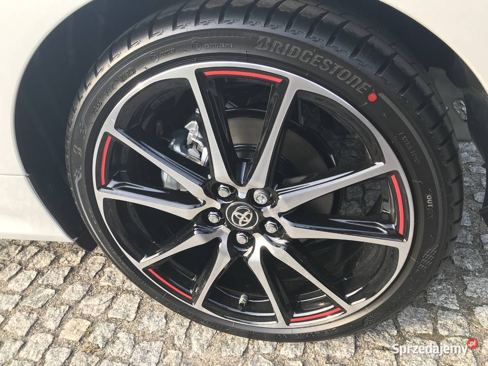 NOWA Toyota YARIS GR HYBRID 116 Perła NAVI Strzelno