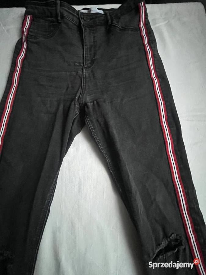 Czarne jeansy ZARA skinny z czerwonymi paskami Sochaczew