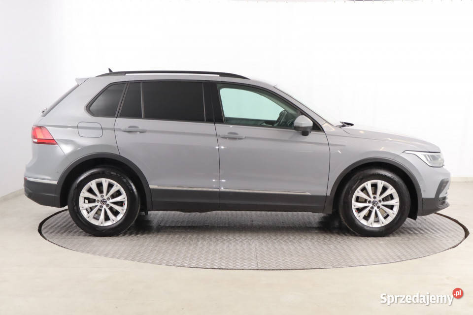 VW Tiguan 15 TSI sprzedam