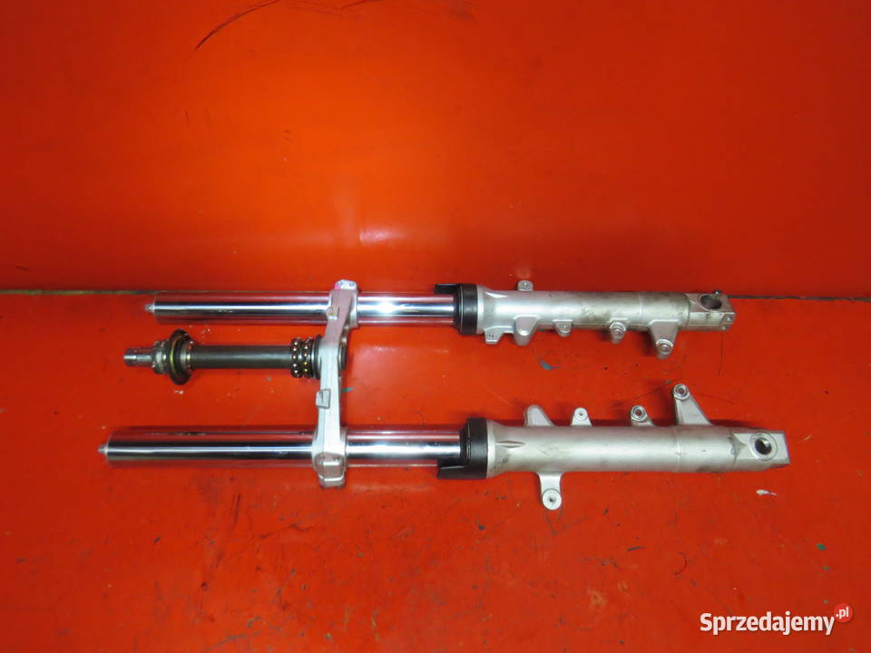 SUZUKI GSR 600 GSR600 K10 09 lagi przód półka Warszawa