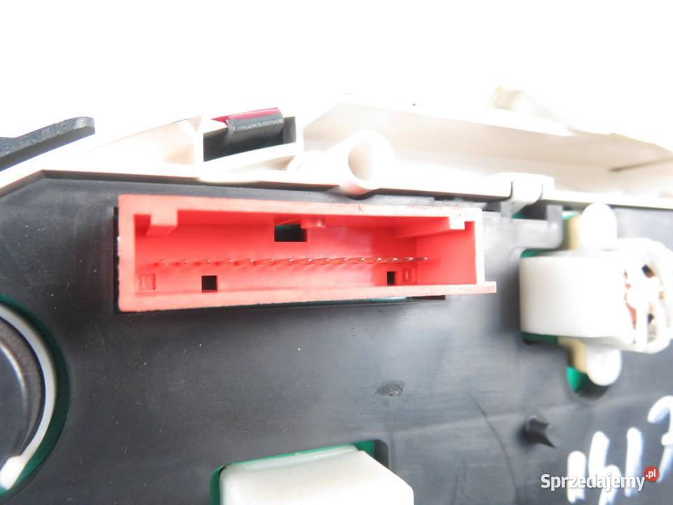 LICZNIK RENAULT LAGUNA II 19 dCi 8200024236B