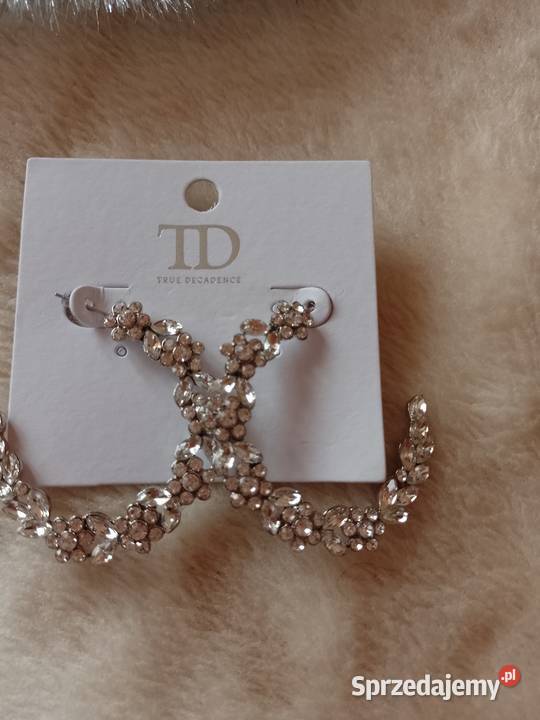 Wytworne bogato zdobione kolczyki ślubne z Kraków sprzedam