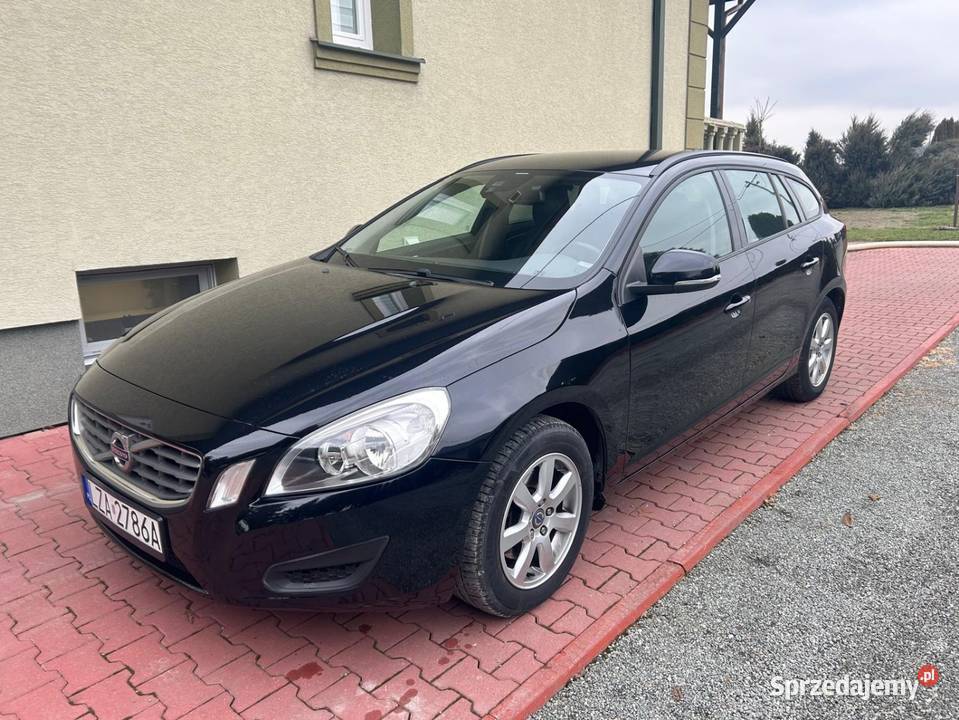 do sprzedania Volvo V60 zadbane zarejestrowane 4/5 Zwierzyniec