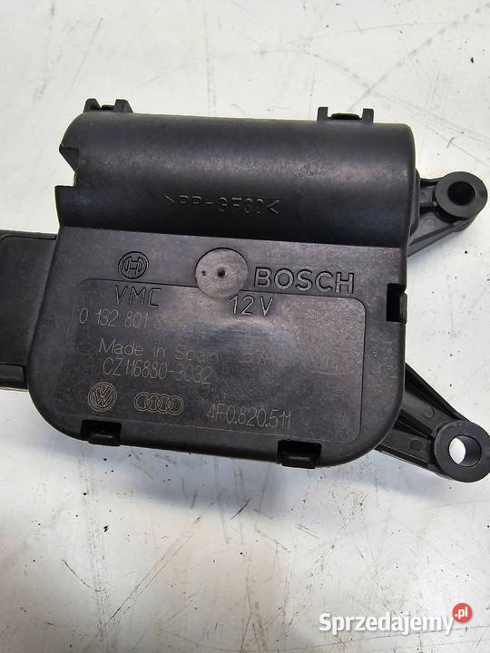 SILNICZEK NAGRZEWNICY AUDI A6 C6 4F0820511 Przystajń