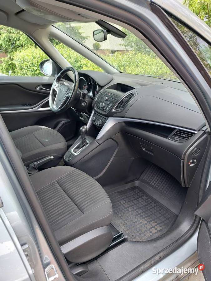 Samochód osobowy Opel Zafira Tourer 14 benzyna Piła