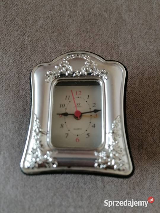 Zegarek budzik SS retro Quartz na baterię tworzywo sztuczne Zegary sprzedam