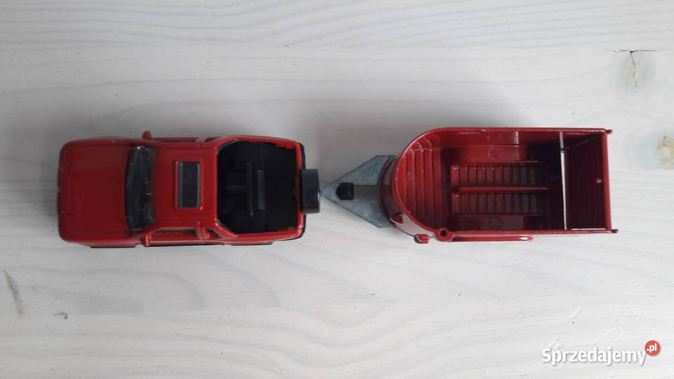 Siku Opel Frontera z przyczepą Głuchołazy