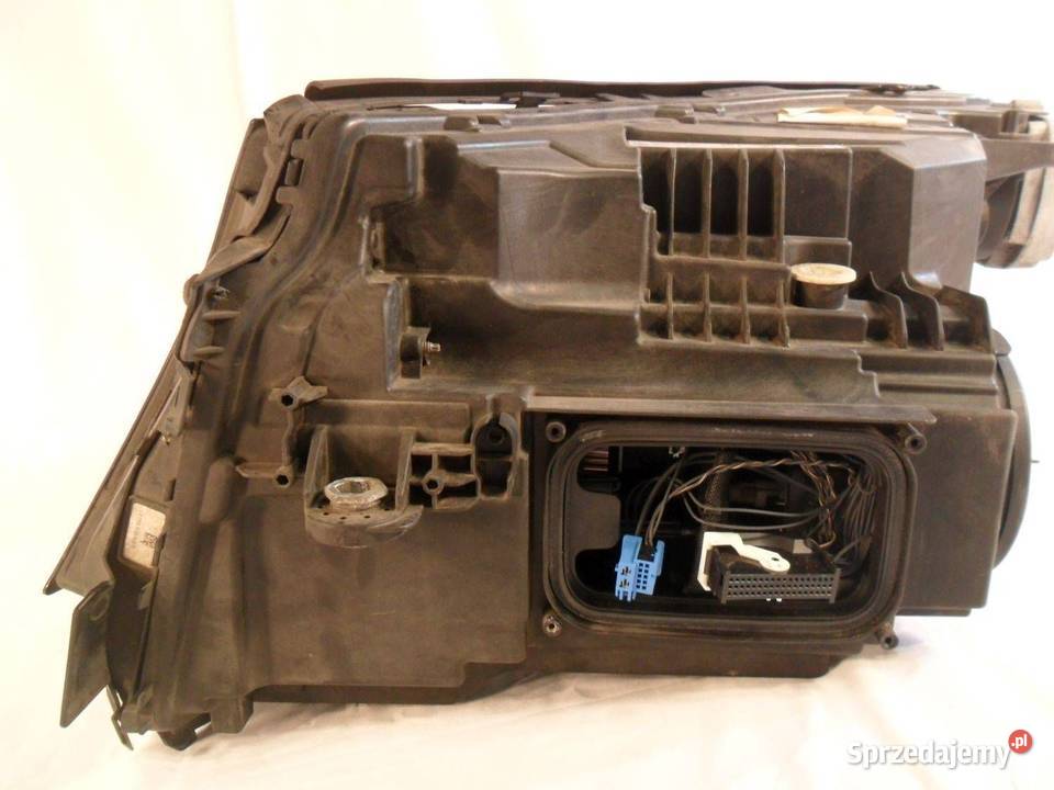 Reflektor MercedesBenz EQC B01720295 Nowy Tomyśl