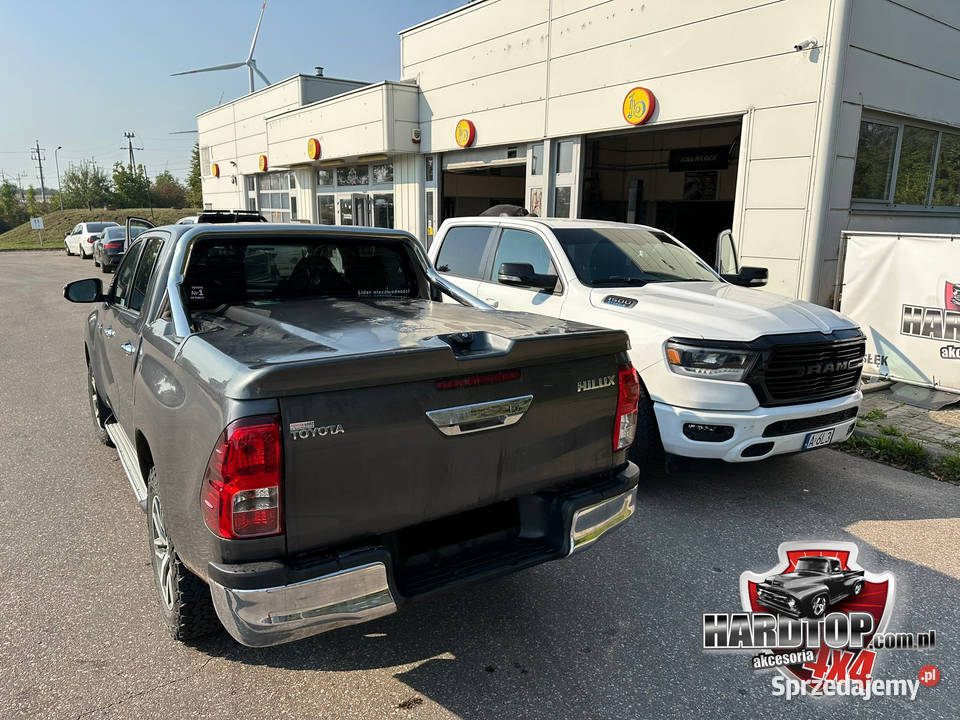 Pokrywa Zabudowa Toyota Hilux 2015 Orurowanie na warmińsko-mazurskie