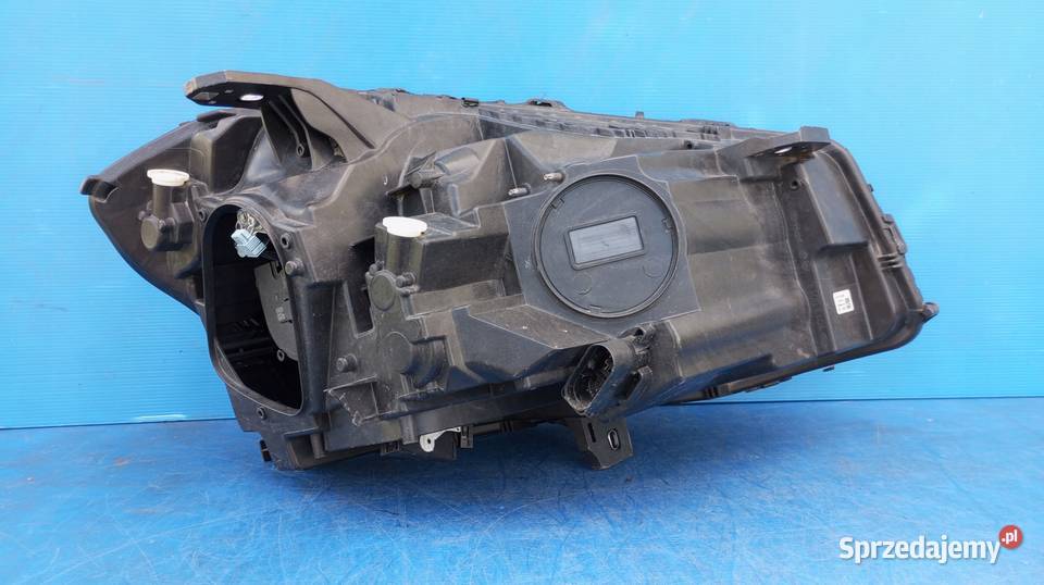 LAMPA LEWY PRZÓD EU FULL LED A1769068900 osobowe