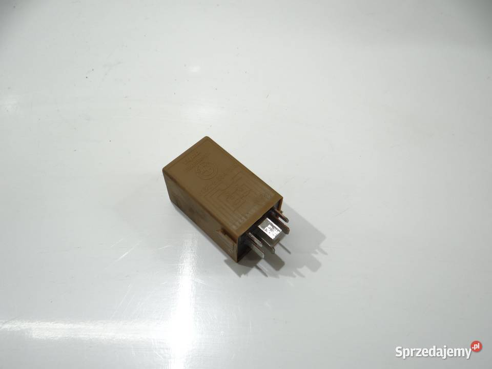 PRZEKAŹNIK WYCIERACZEK BMW E60 E61 8384505 Strzyżewice