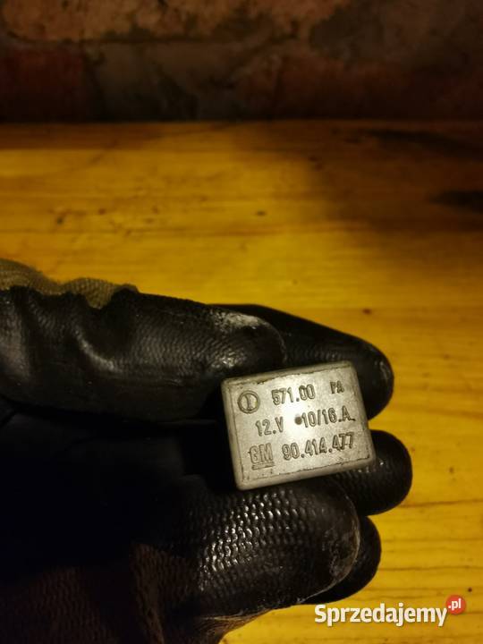 Przekaźnik Opel oe 90414477 osobowe Tarnów