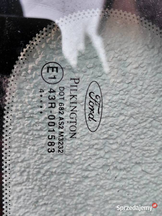 PRAWA TYLNA SZYBA KAROSERYJNA FORD FIESTA MK5 Toszek