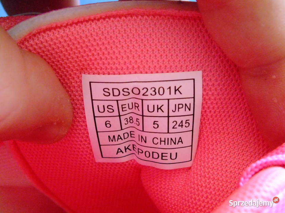 Sprzedam nowe Piłkarskie Korki Lanki Plastikowe Gdańsk