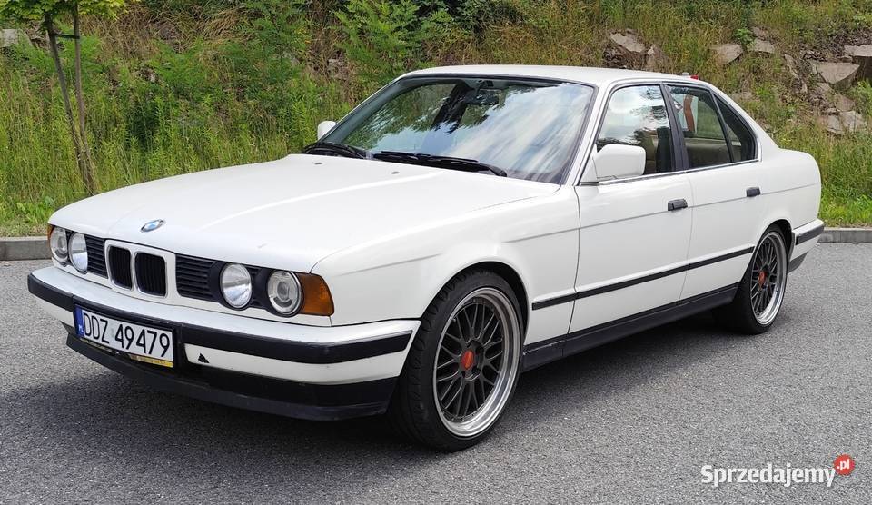 BMW E34 światła przeciwmgielne Ostrężnica