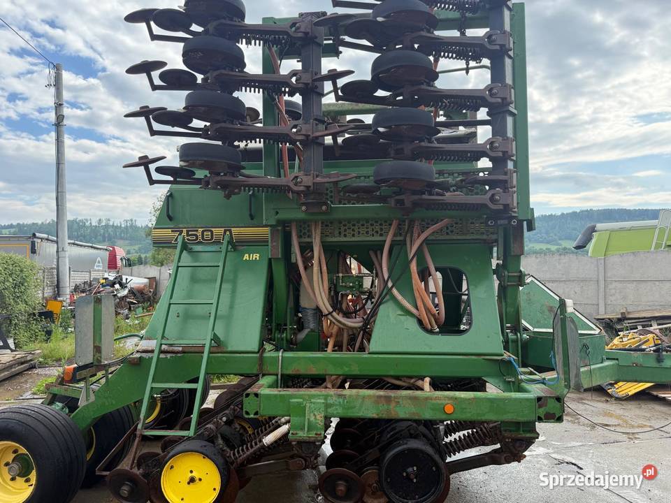 Siewnik zbożowy John Deere 750A szerokość Nowa Ruda