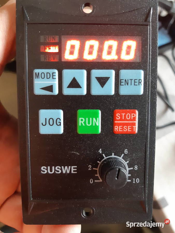 Falownik 230V 750W nowy Oblęgorek