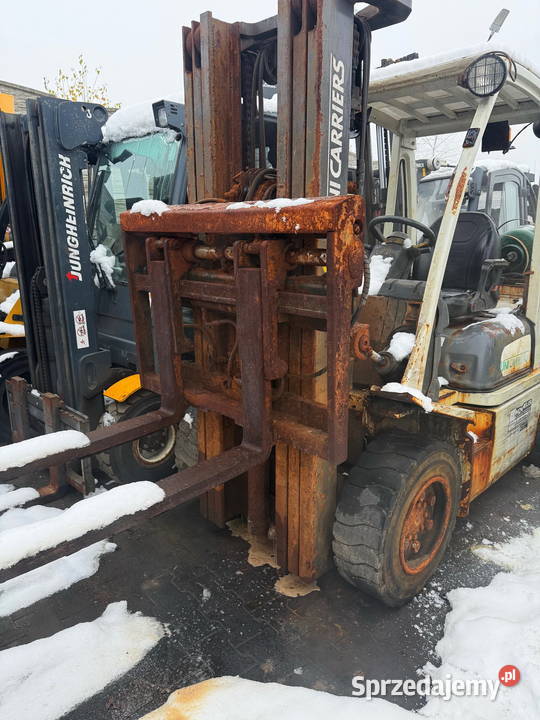 wózek widłowy NISSAN FG30 LPG Triplex przesuw gaz