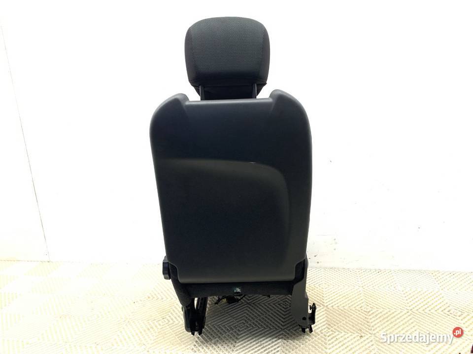 FOTEL PRAWY PRZÓD RENAULT CAPTUR I Crossover