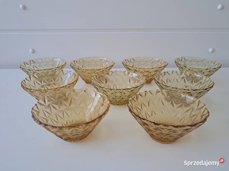 Salaterki szklane w kolorze bursztynowym Kraków