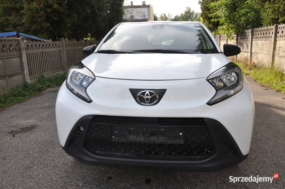 Toyota Aygo X brak silnika manualna Koziegłowy
