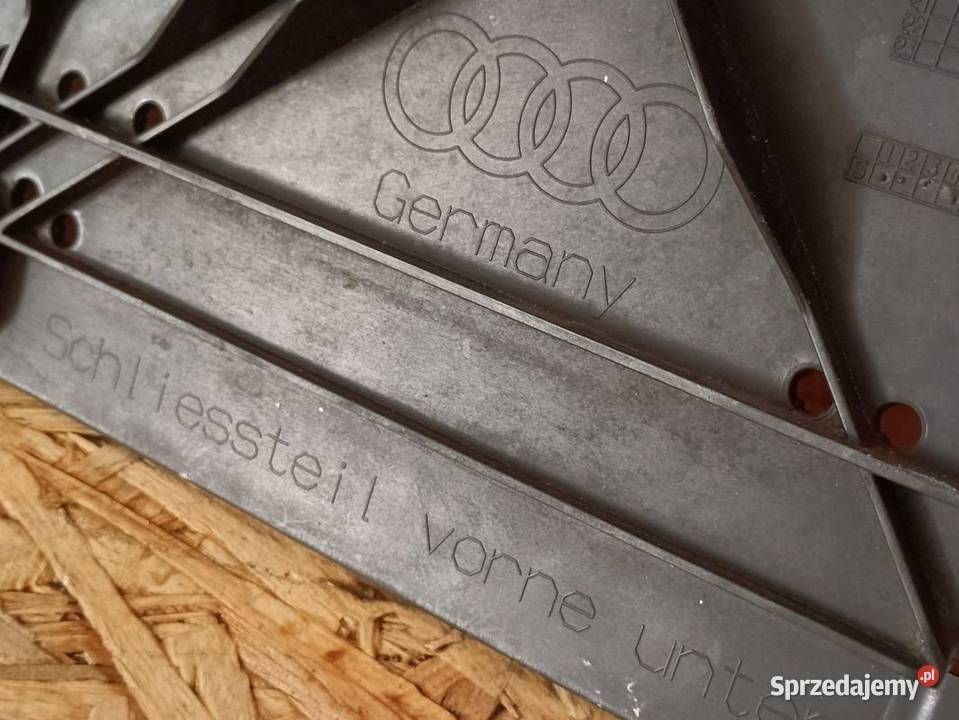 AUDI A4 B9 16 OSŁONA PŁYTA POD ZDERZAK 8W0807611 Pleszew