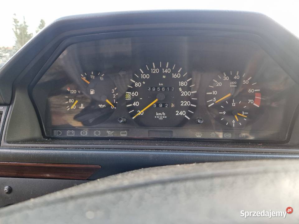 Mercedes w124 kombi 22 benzyna m111 sprawny w Rok produkcji 1993 W124