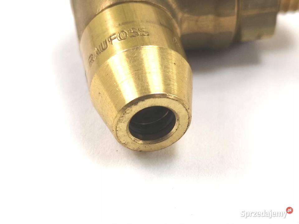 ZŁĄCZKA KOLANKO IVECO TRUCKS DAILY NOWA osobowe