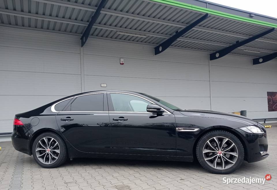 Jaguar XF R Prestige Piękna Limuzyna Zamiana czarny łódzkie Rawa Mazowiecka