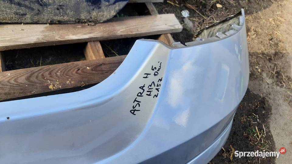 zderzak tylny z czujnikami PDC Opel Astra H Zderzaki