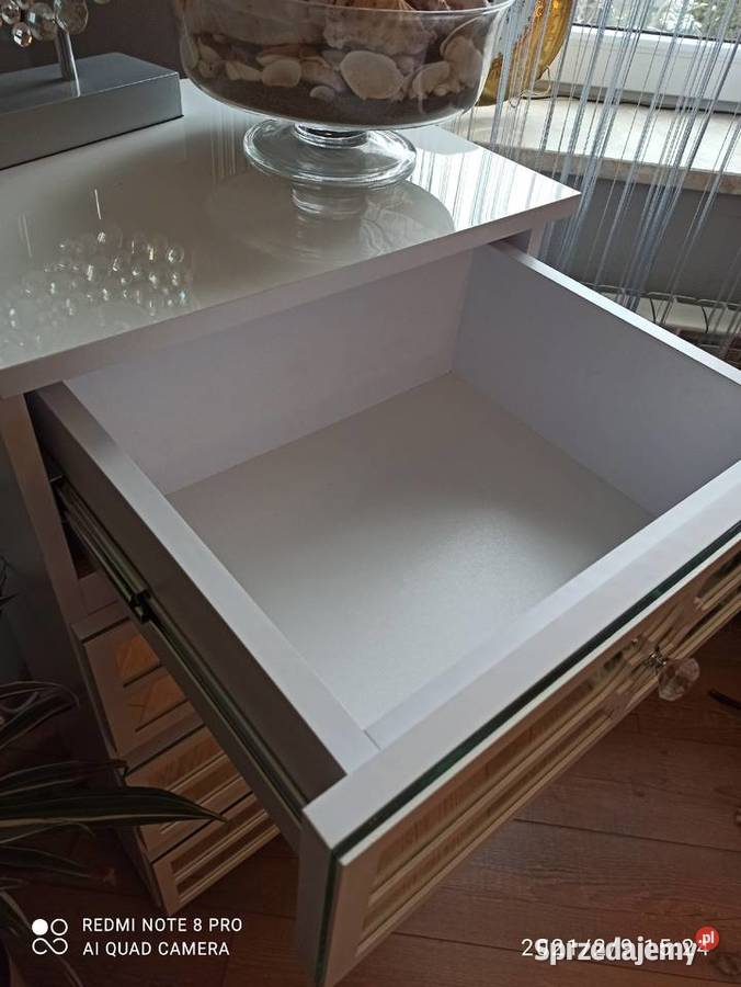 Komoda lustrzana biała glamour 4 szuflady małopolskie Nowy Sącz sprzedam