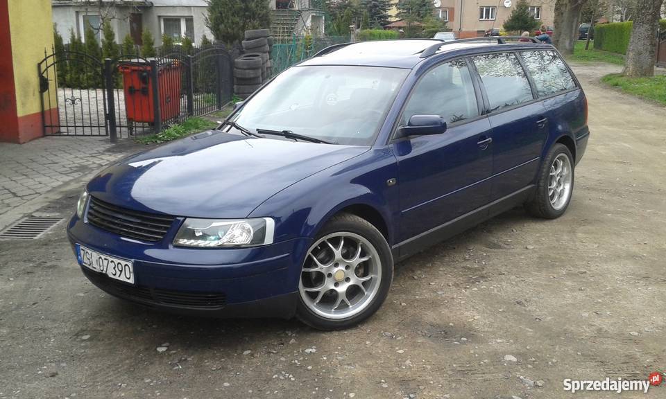 PASSAT b5 28 v6 gaz SYNCRO 4x4 alu 17 fulopcja granatowy Sławno sprzedam