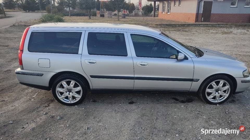 VOLVO V70 24 D5 diesel bez rdzy Xenon Środa Śląska
