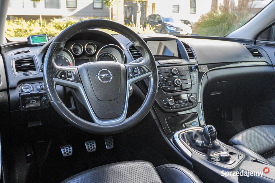 Opel Insignia 20T 220 Skóry Samochody osobowe
