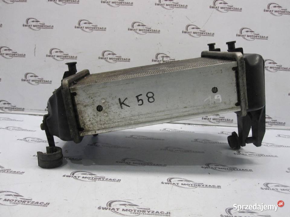 AUDI A4 B7 SLINE 07r intercooler 8E0145805N Chłodnice powietrza (intercoolery)