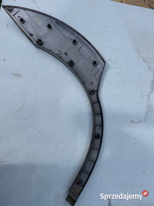Subaru Outback 4 listwa nadkola tyl Pilzno sprzedam