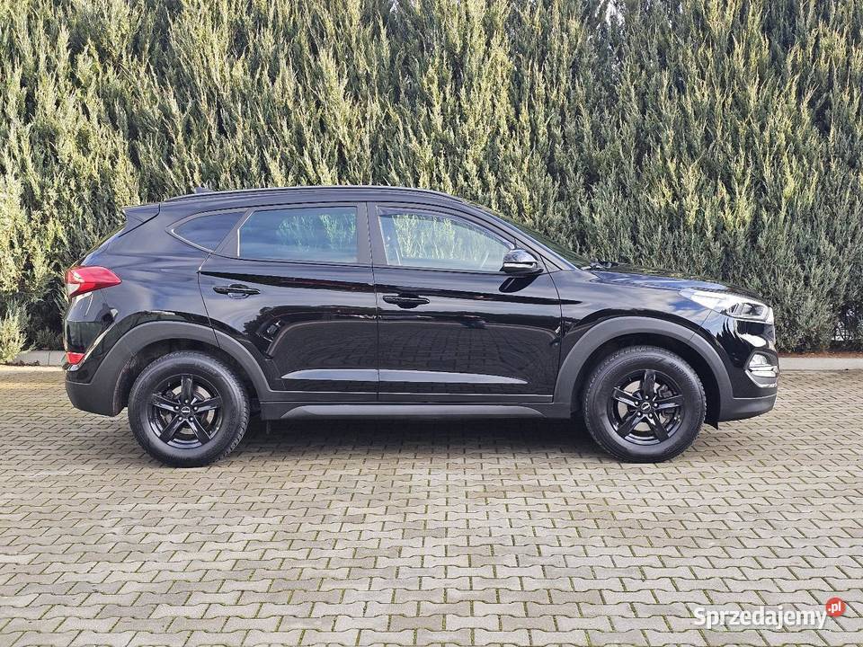 HYUNDAI TUCSON 16Benzyna 2018r Niski przebieg serwisowany w ASO Poniatowa