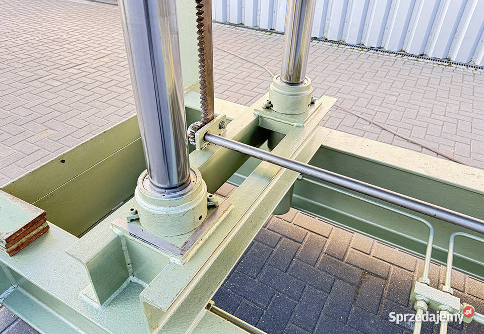 Prasa dwu półkowa hydrauliczna do forniru JOOS Sierakowice